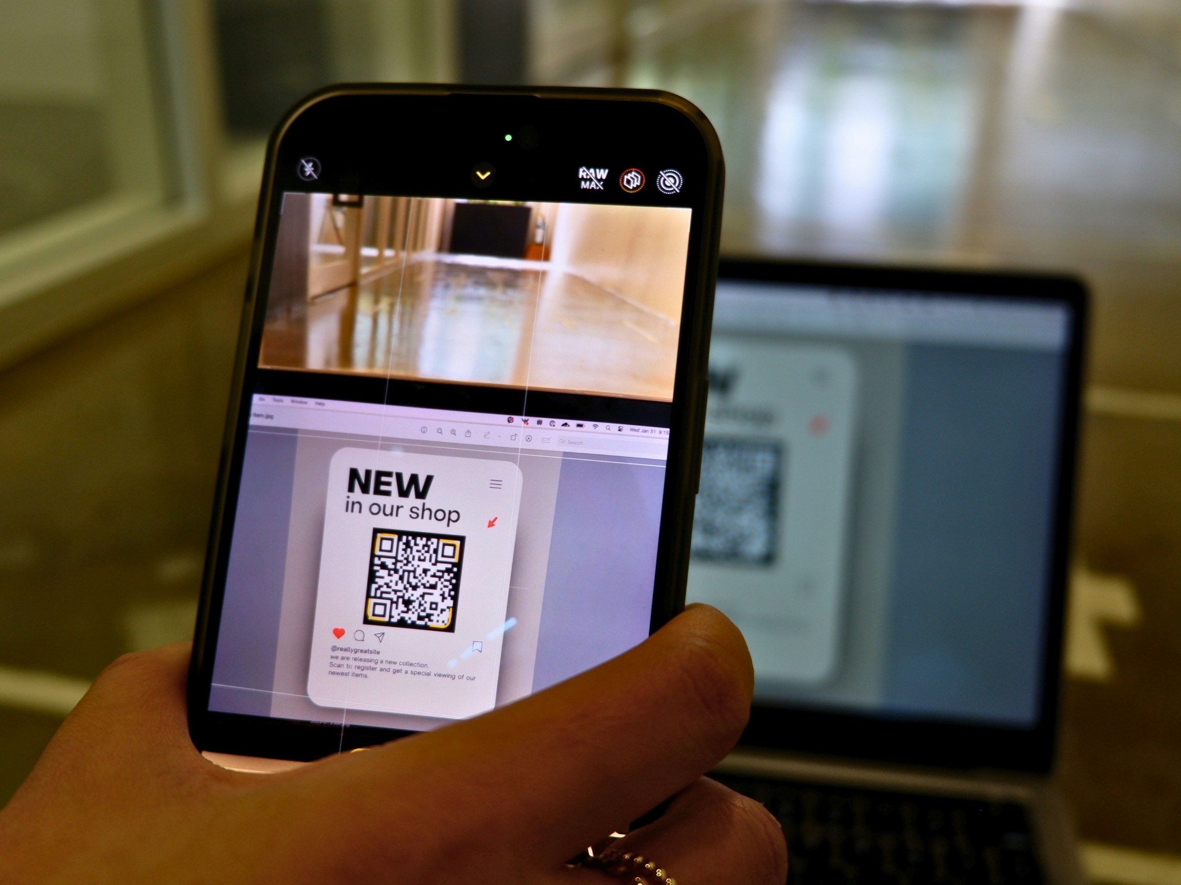 Person Scanning - Best Business Card Scanner