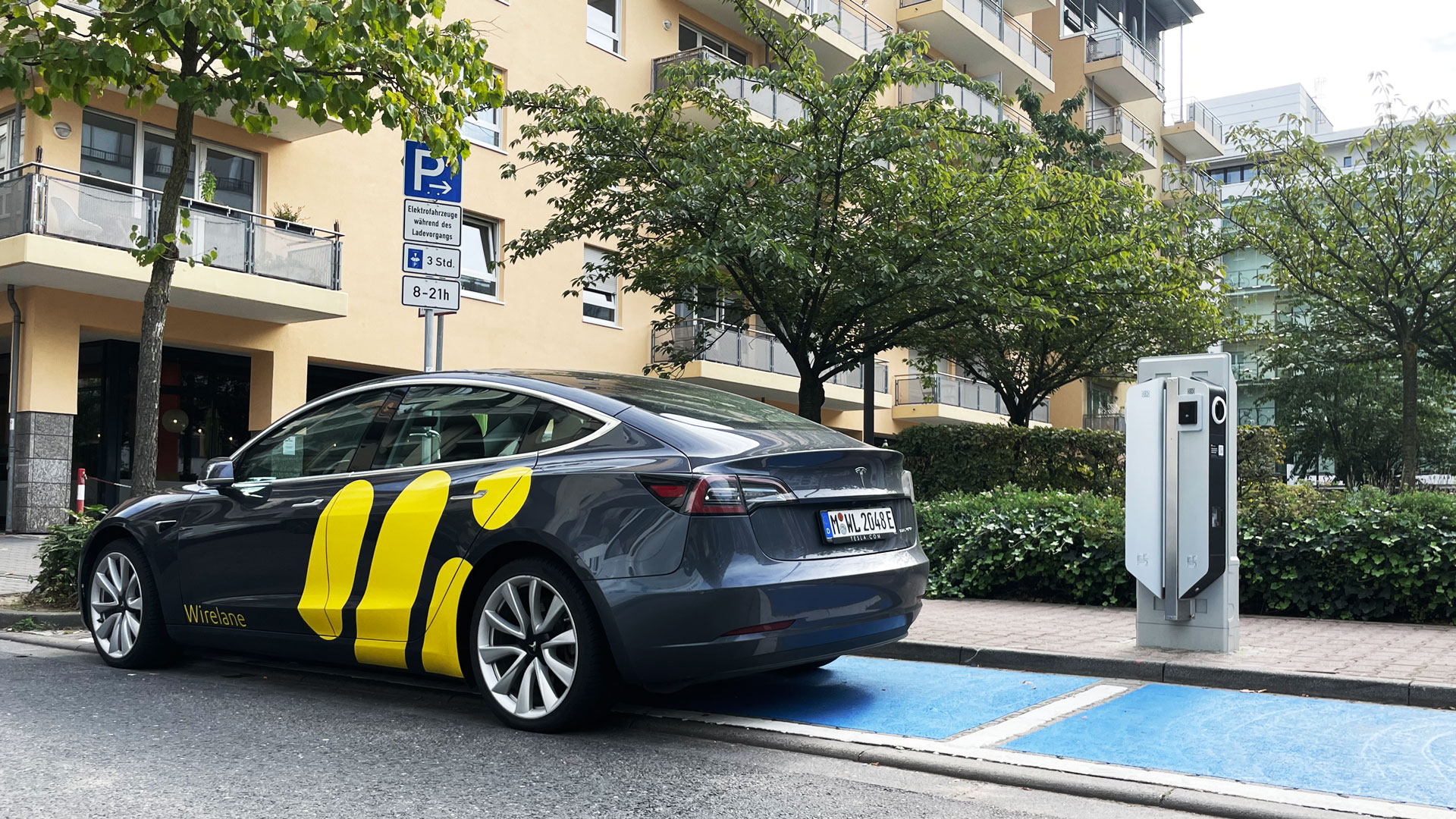 Wirelane Public Charging | Wirelane