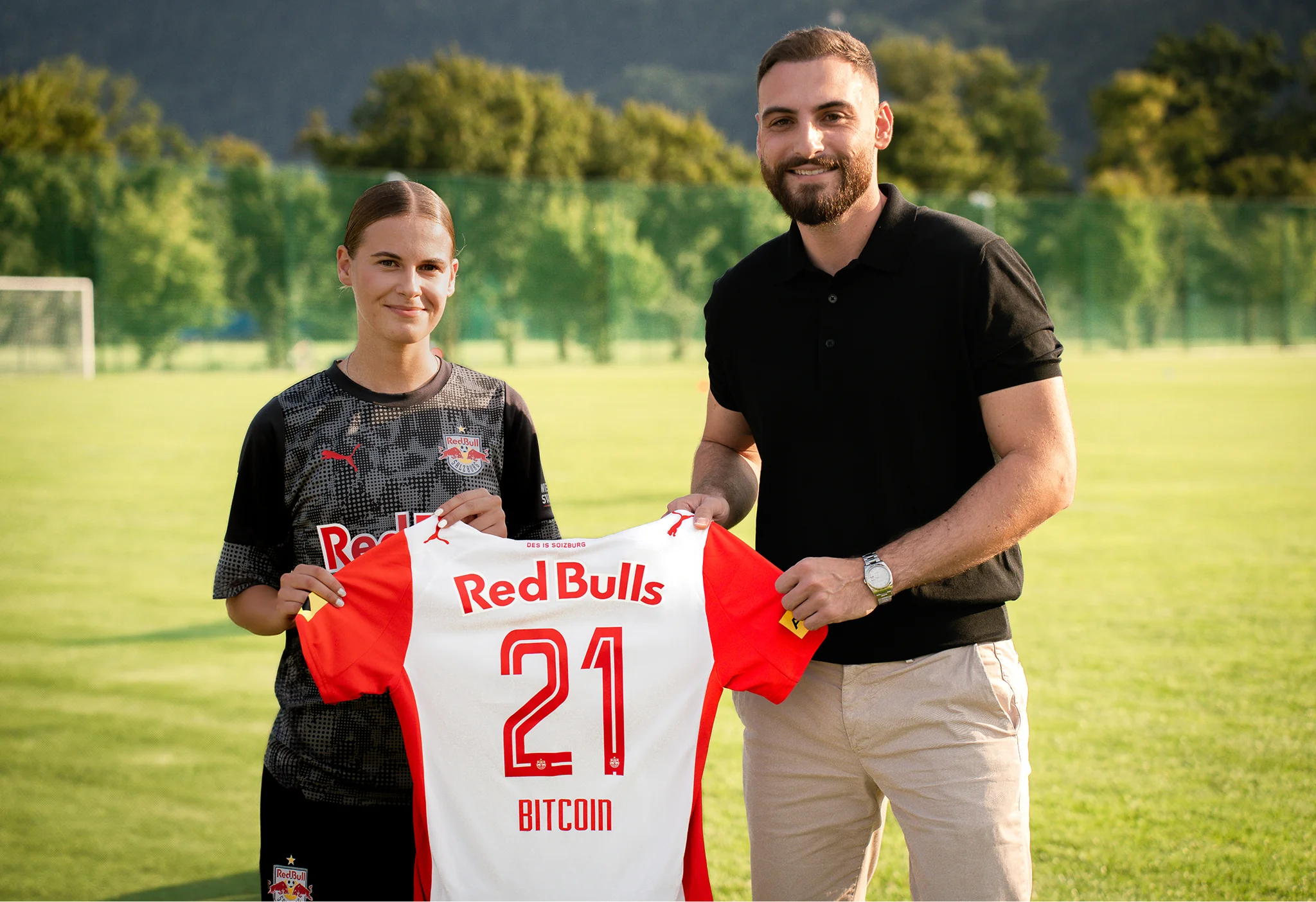Daniel Winklhammer und Spielerin Red Bull Salzburg