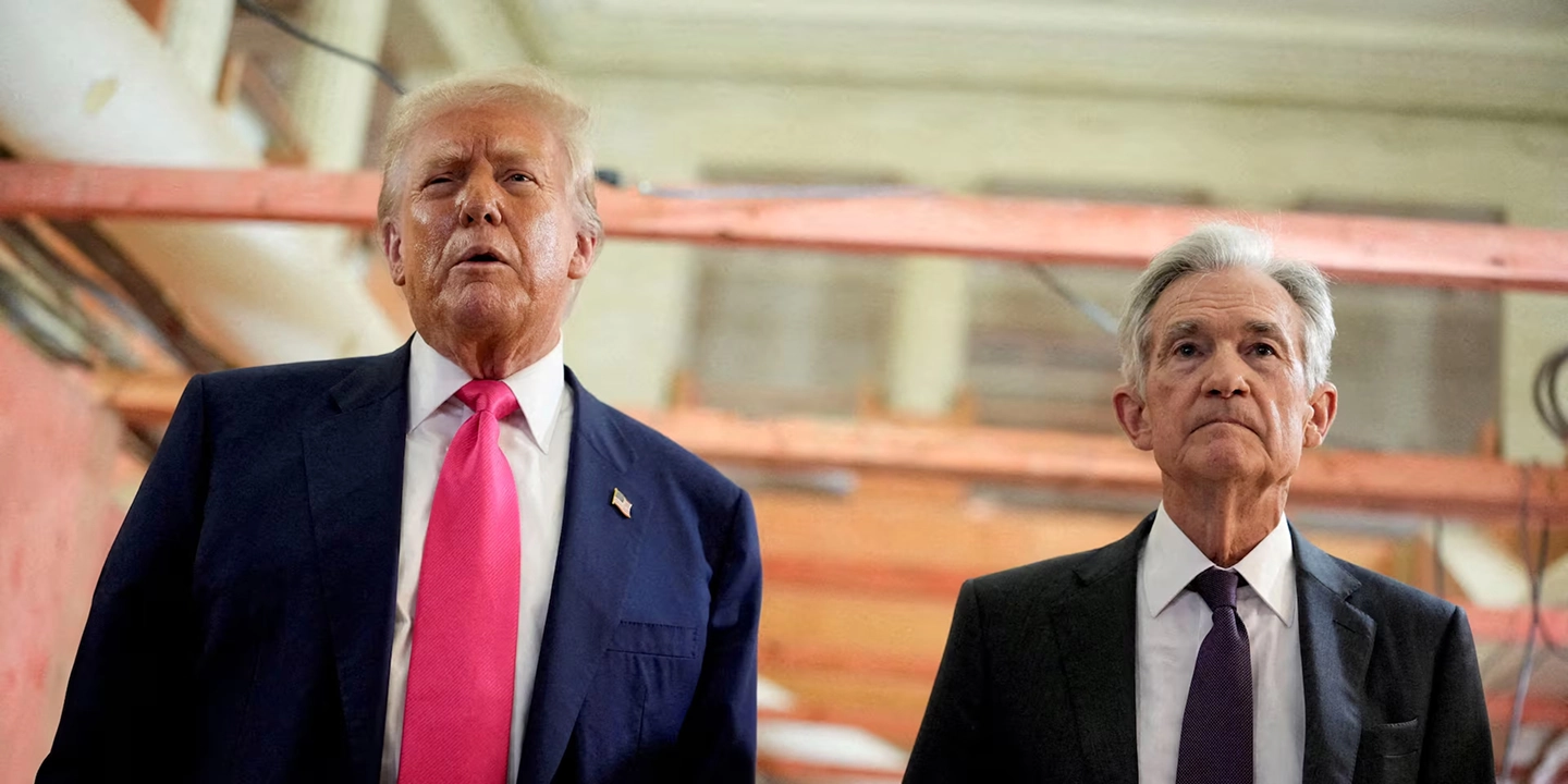 Donald Trump (US-Präsident) und Jerome Powell (US-Notenbankchef)
