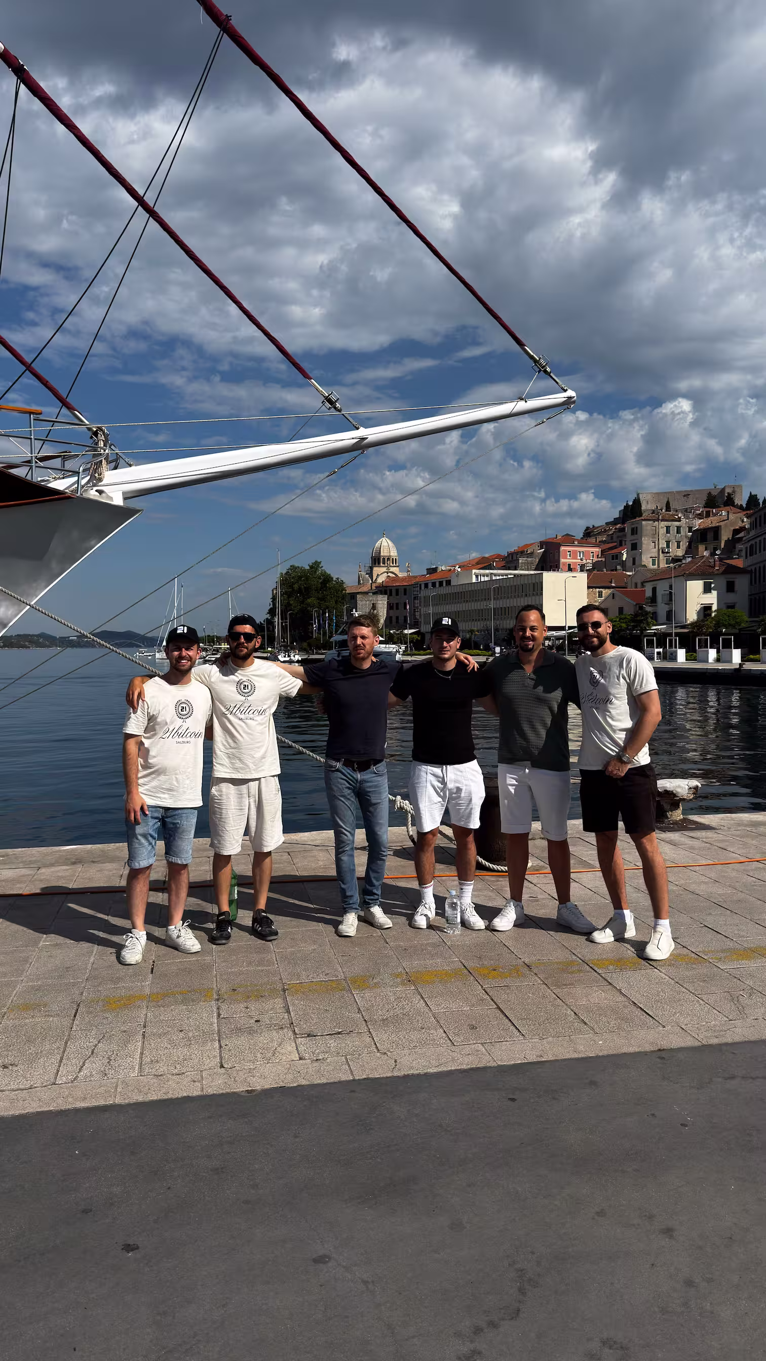 21bitcoin Team