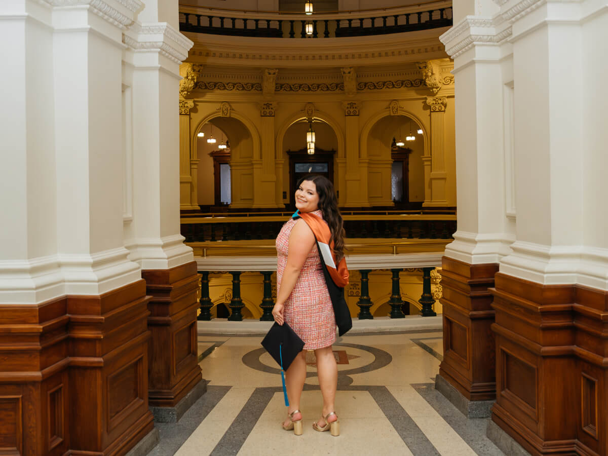 Powerful & Purposeful: Sabrina’s UT Austin Graduation Session