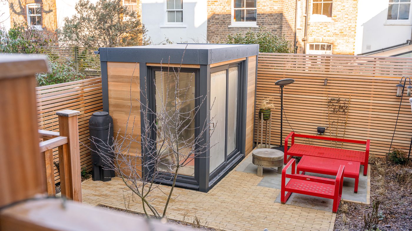 Cedar-clad garden office in Muswell Hill, London by Vita Modular
