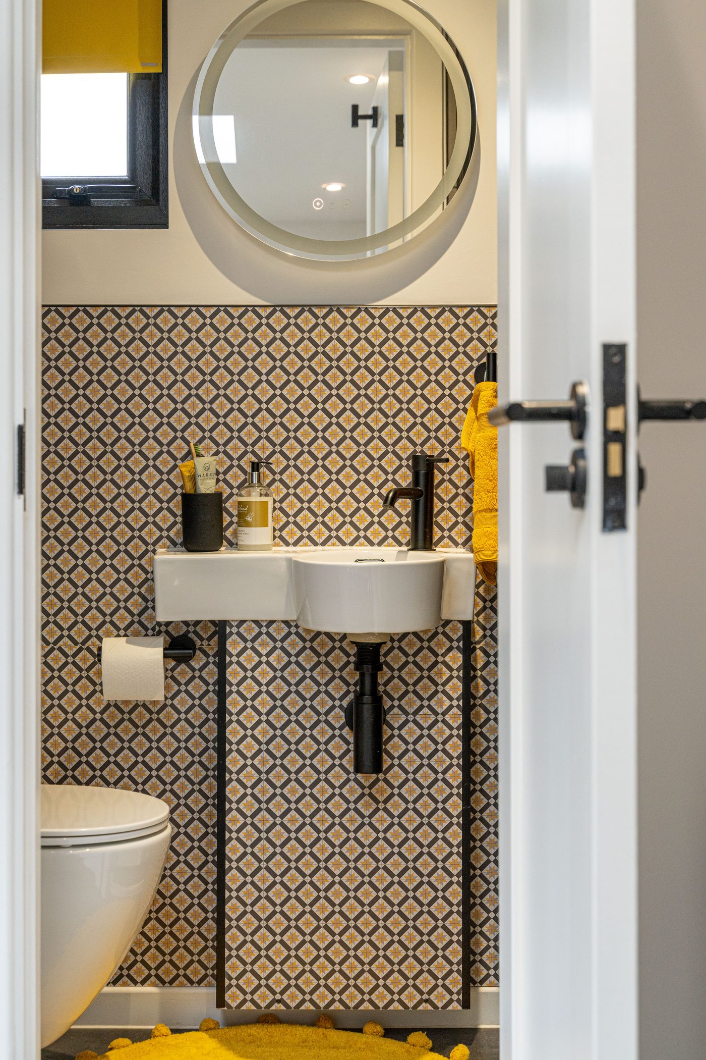 Optional bathrooms, shower rooms and kitchenettes