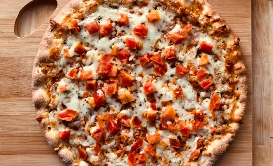 fresh cooked Dakota Butcher pizza