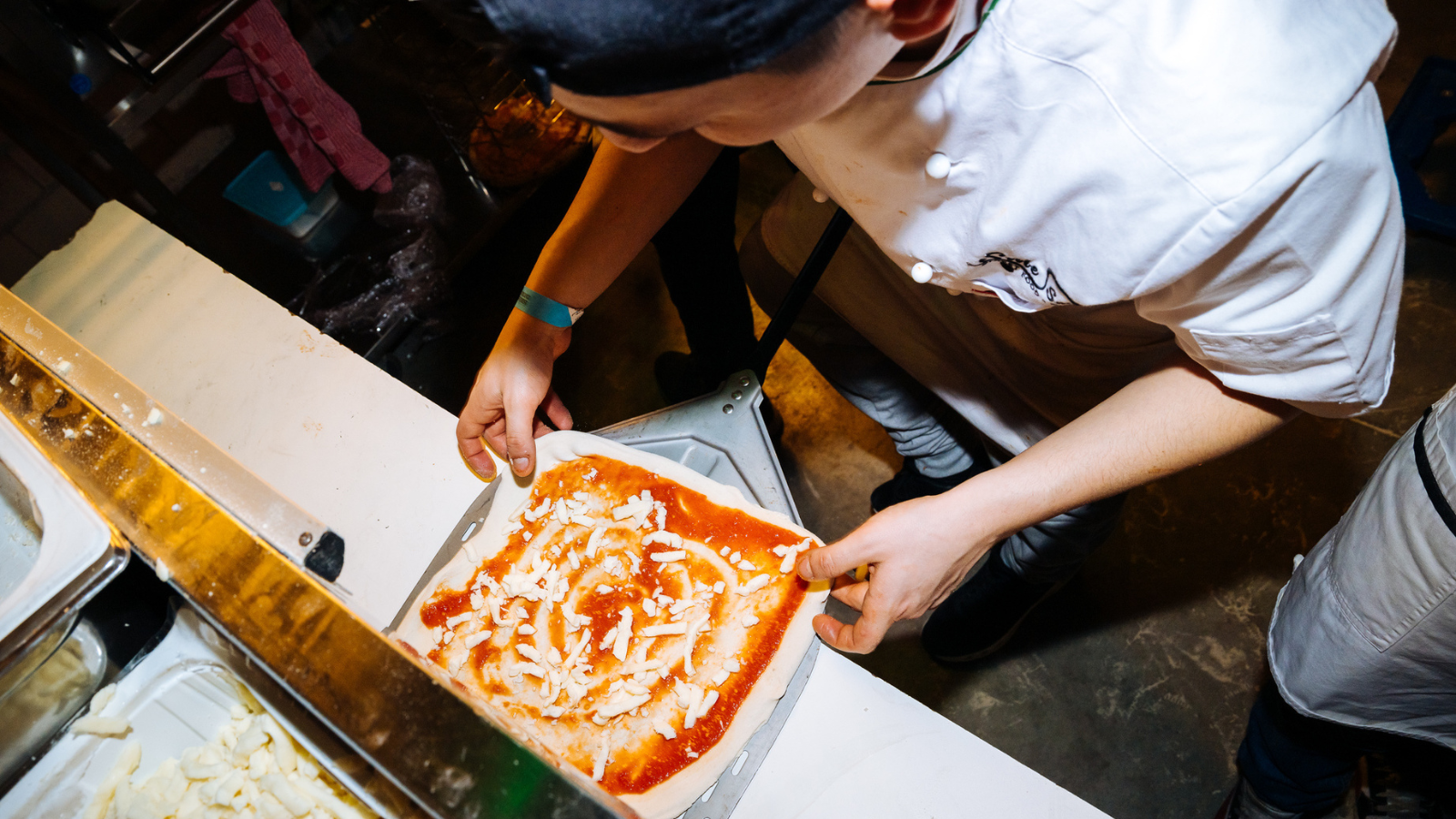 Verse pizza tijdens een groot feest