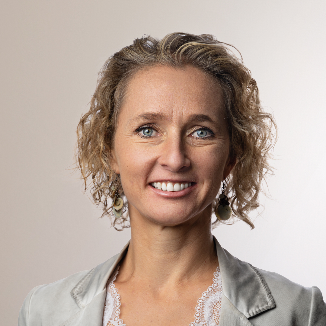 Eva Bernhardt - Bewegung & Ernährung