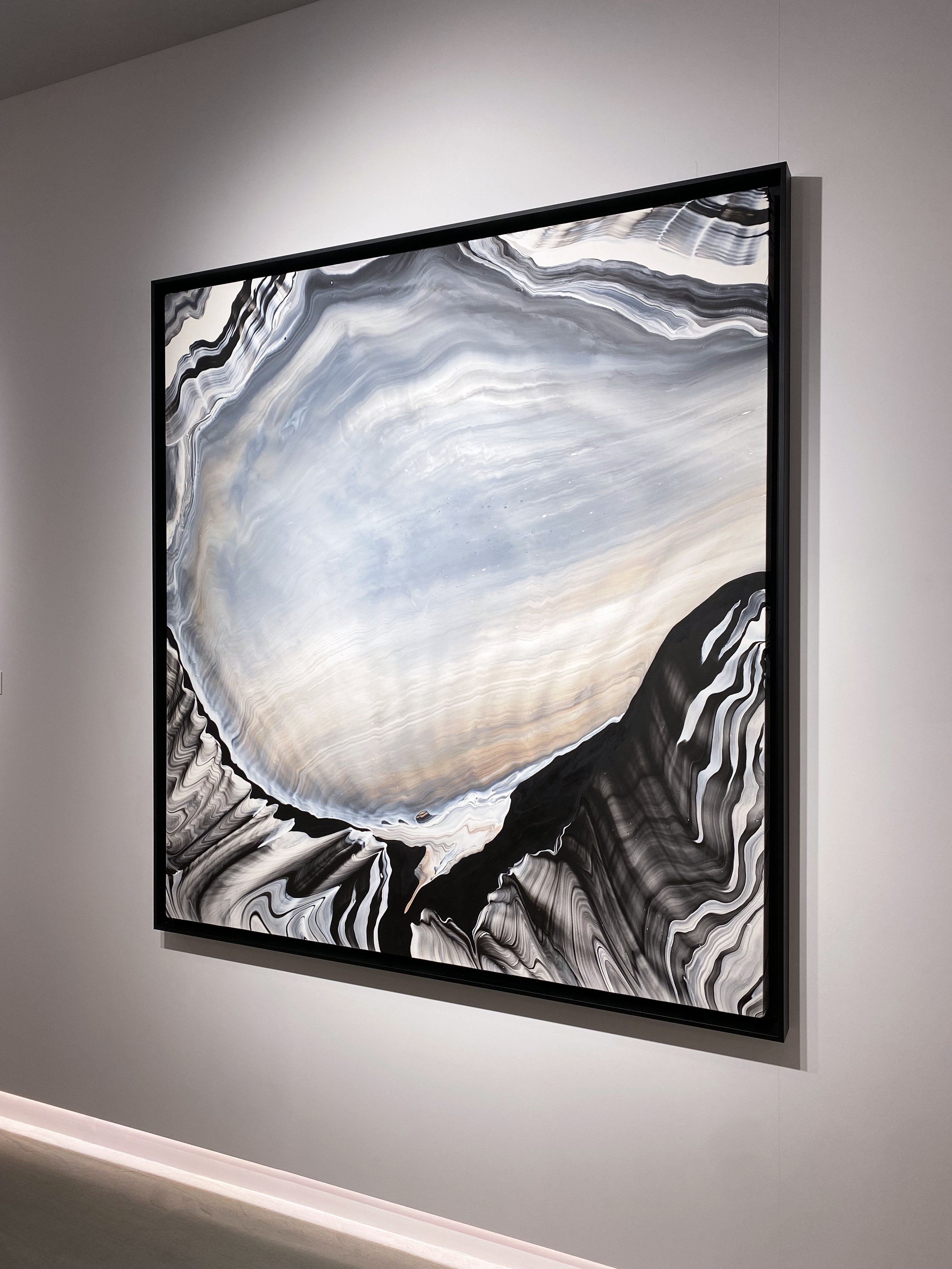 Lounge NetJets Art Basel avec œuvres de Silvère Jarrosson – événementiel artistique entreprise