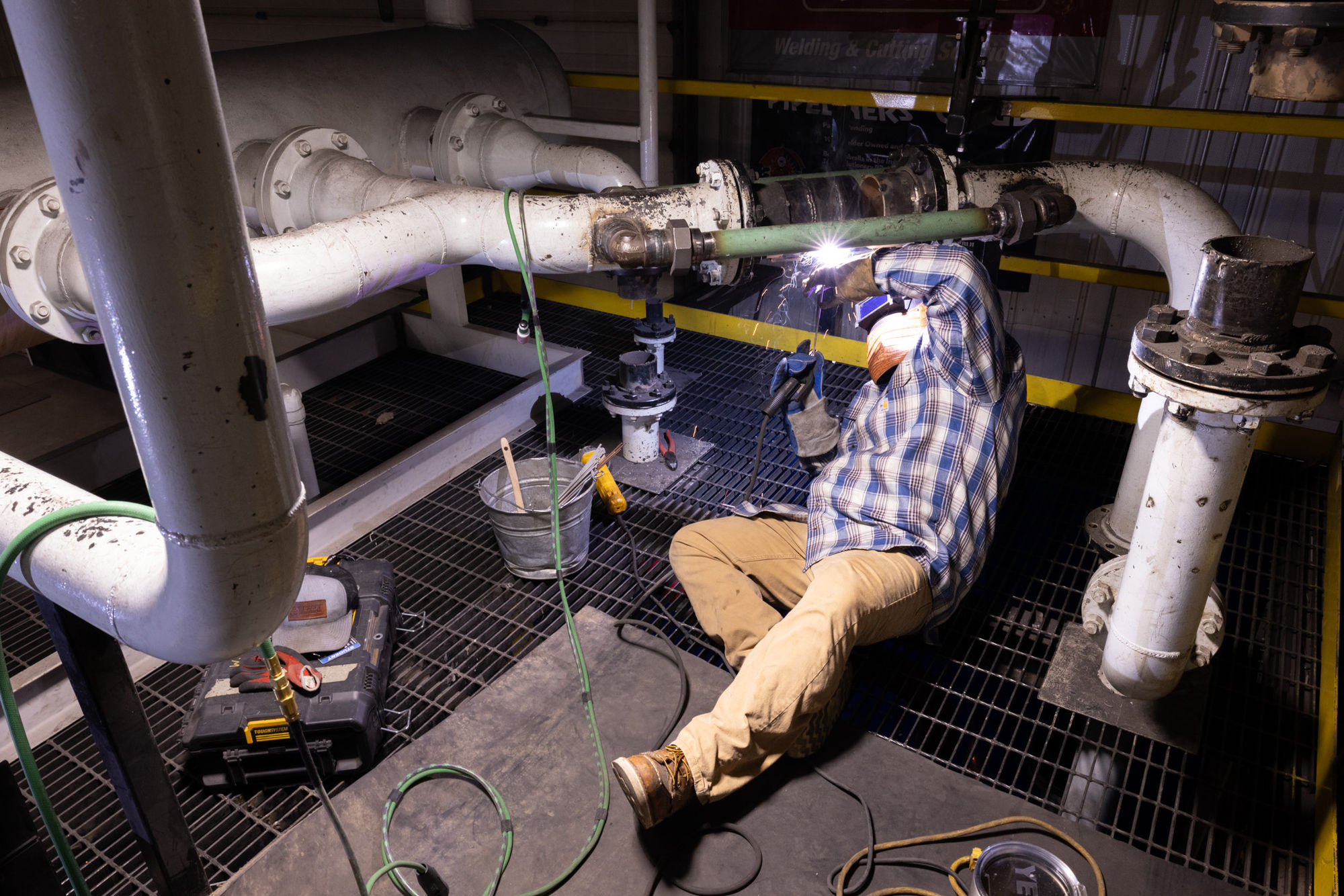 What Makes Pipe Welding Harder Than Basic Welding for Beginners?