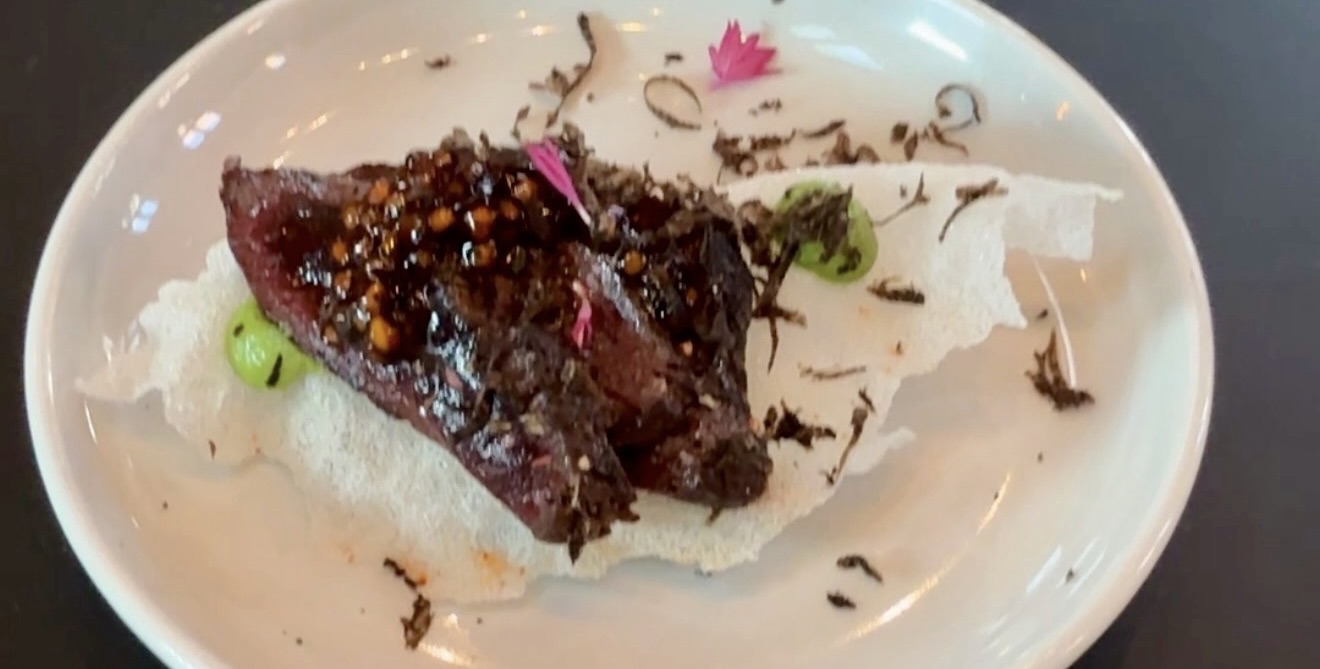 Hval tataki med tapioka