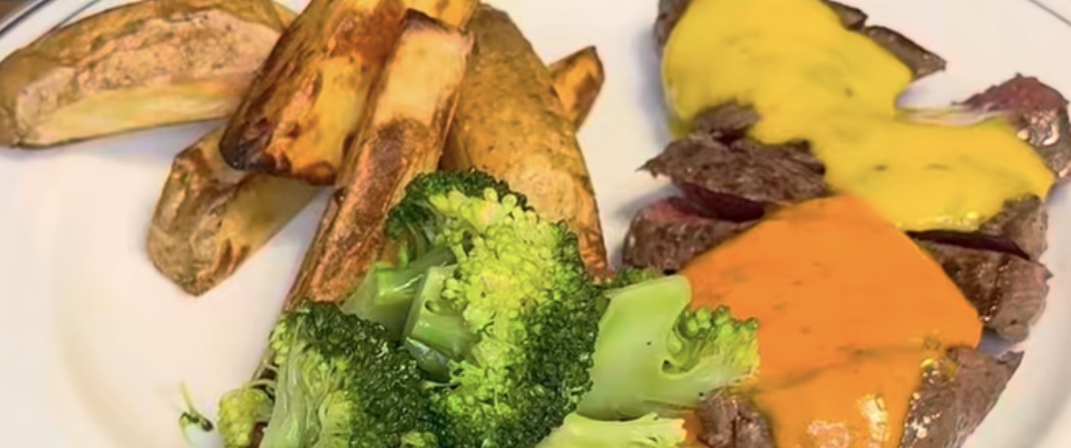 Hvalbiff med bearnaise og choronsaus