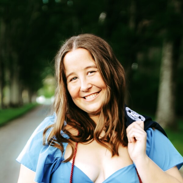 Photo of Sophie Morris