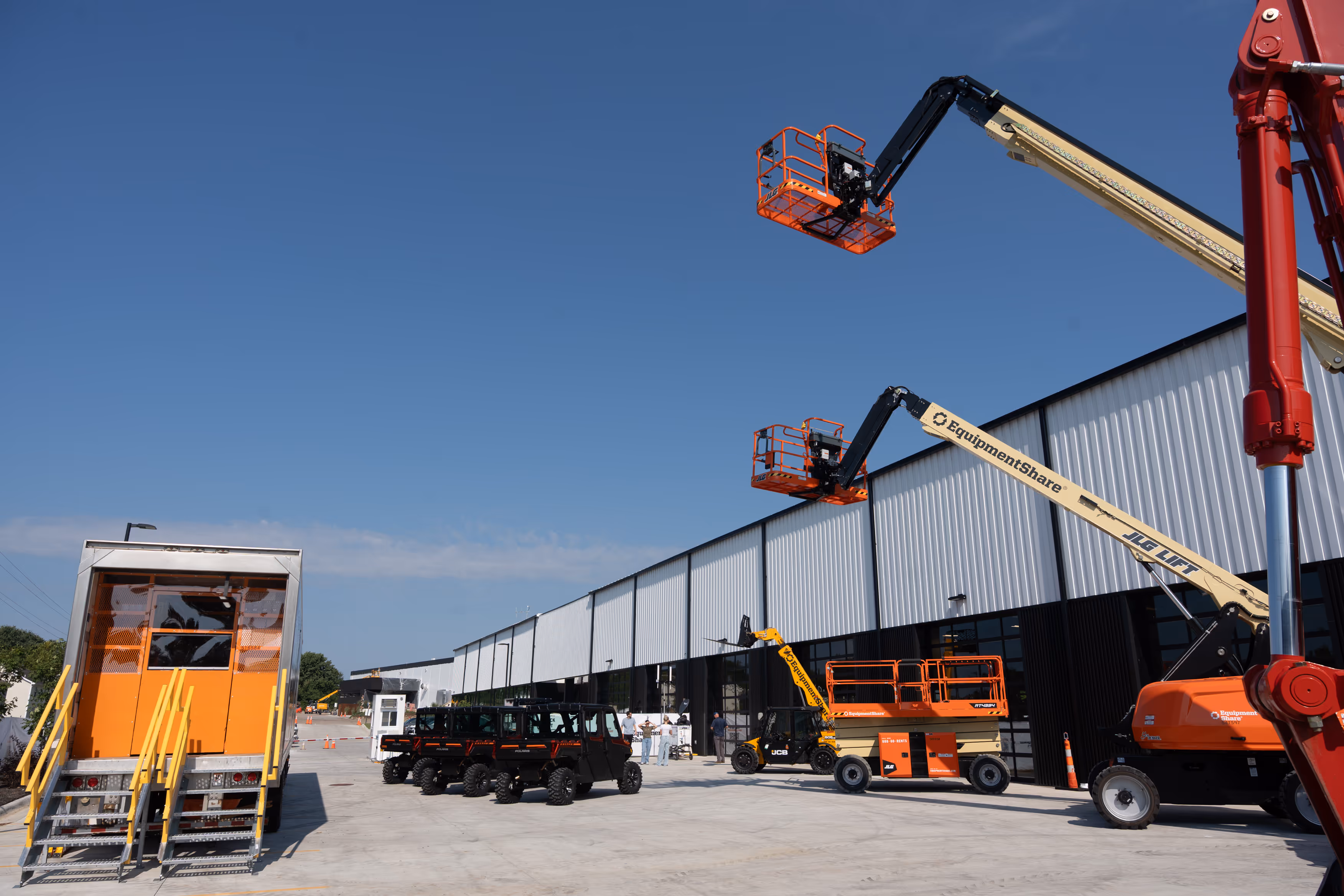 Boom Lifts at EquipmentShare branch