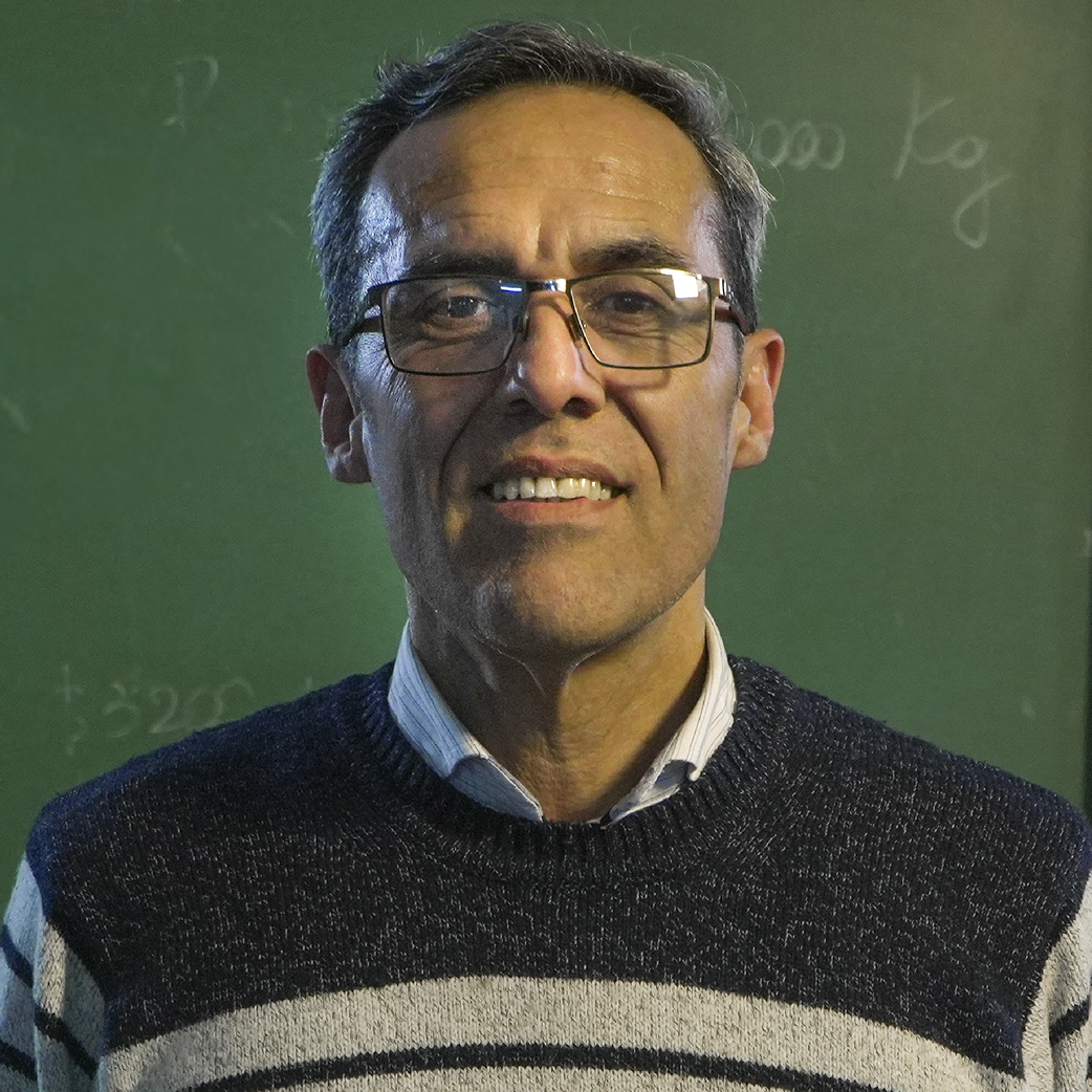 Roberto Córdoba sonriendo a cámara