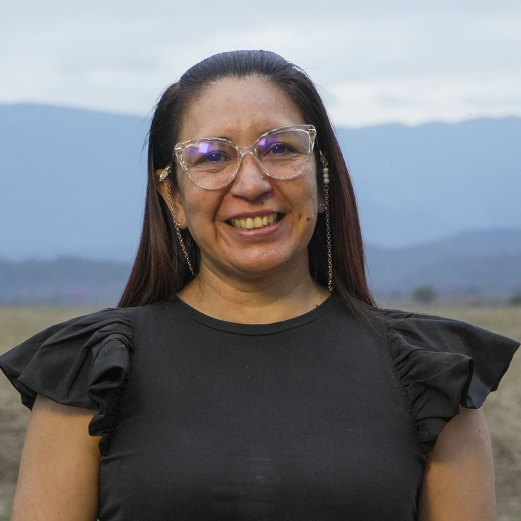 Sandra Aramayo sonriendo a cámara