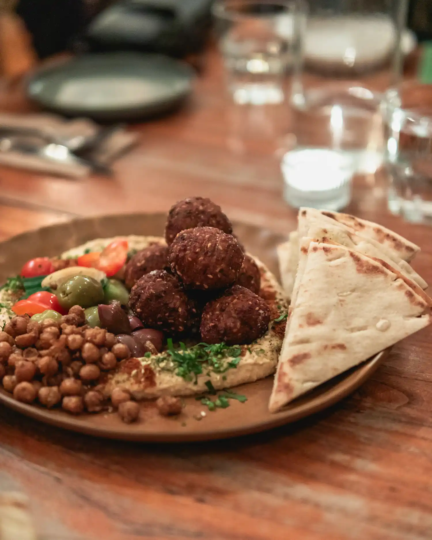 Hummus share palte