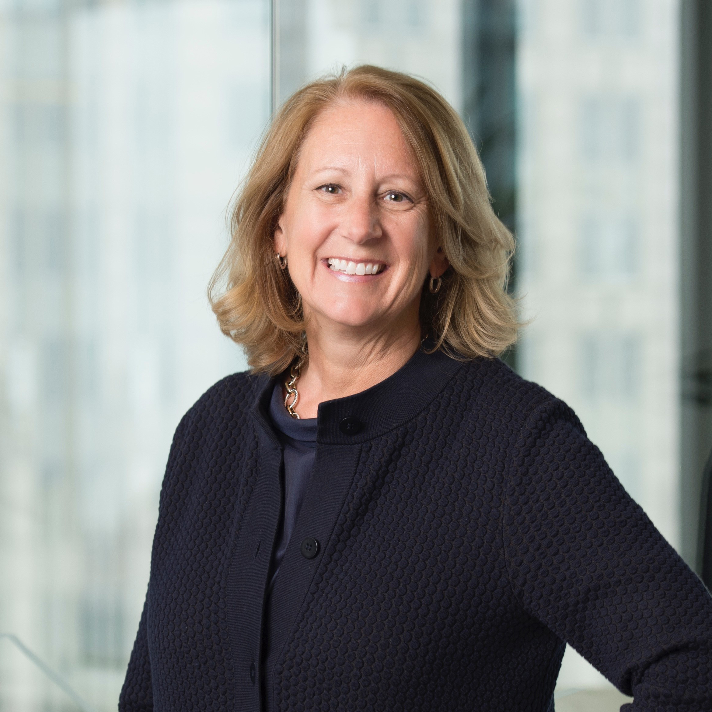 Julie Creed bio picture