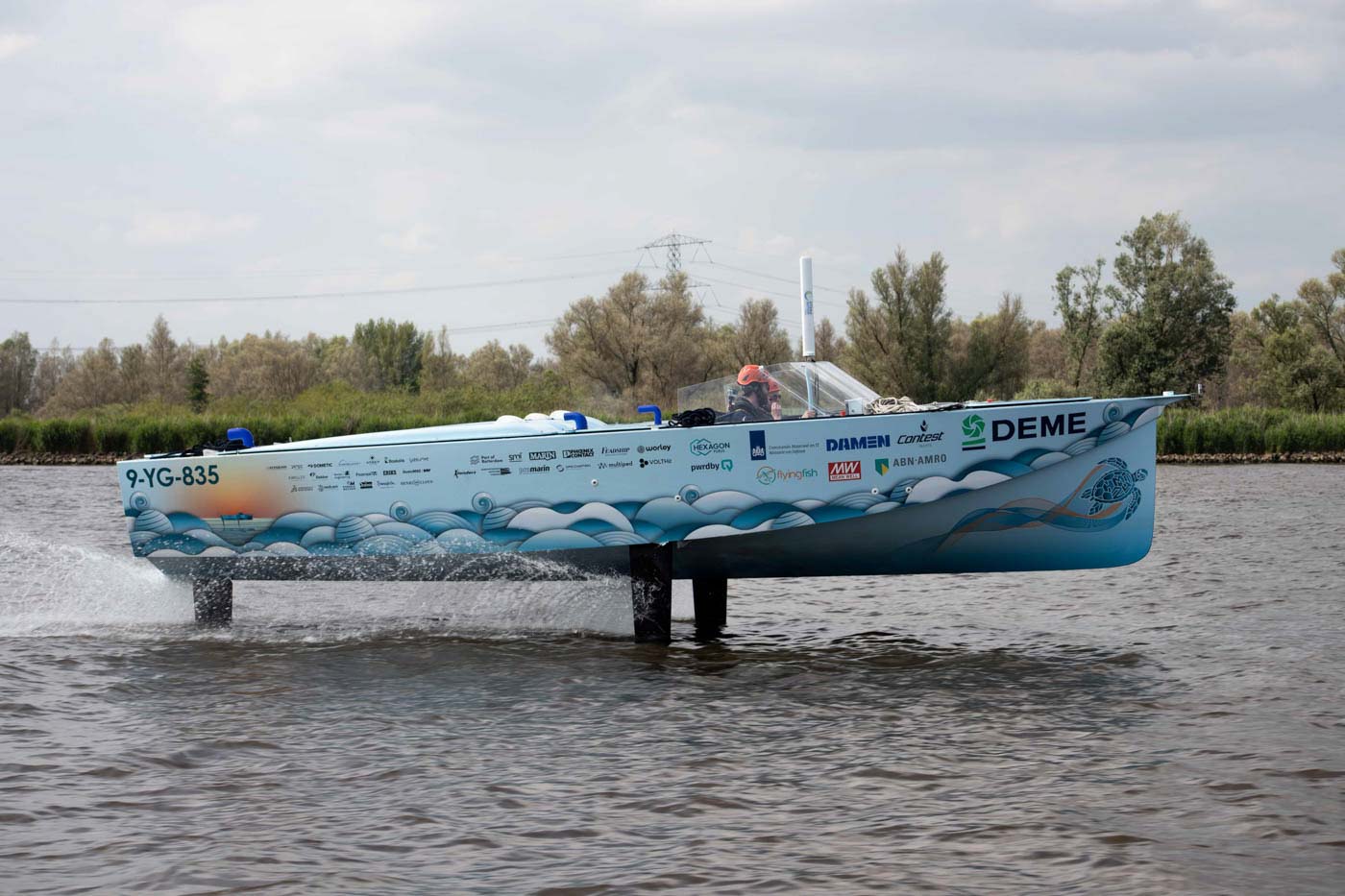 Picture of the Hydro Motion Team 2024 hydrofoiling boat