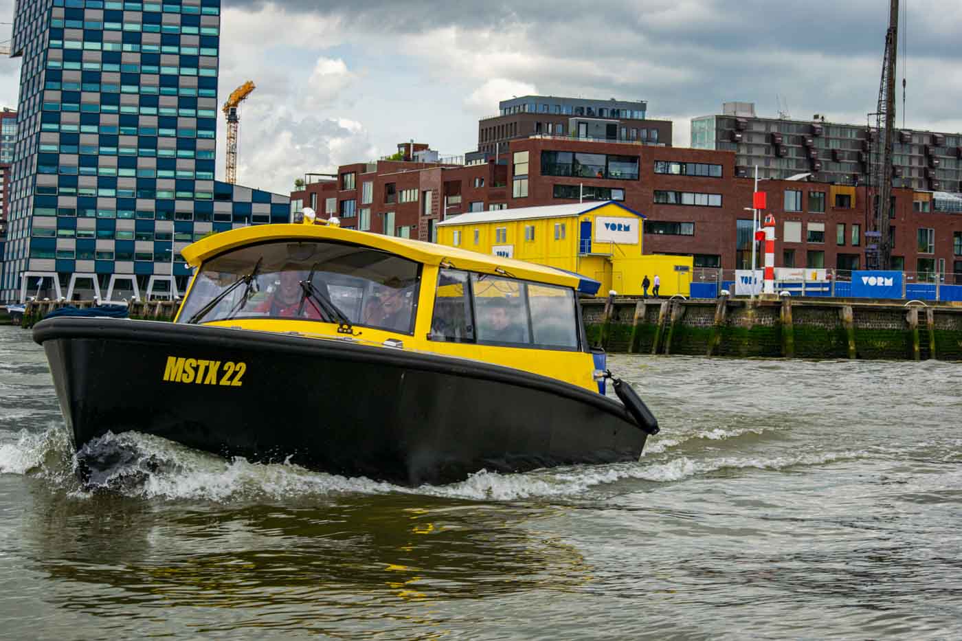 Picture of the Flying Fish SWIM hydrogen-electric watertaxi in Rotterdam