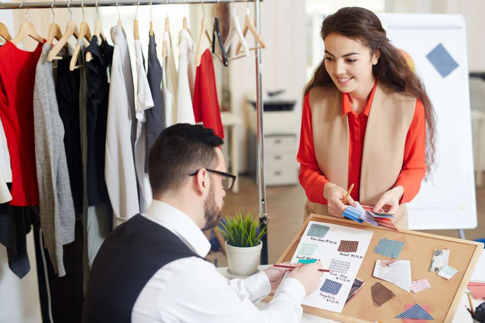 Visual Merchandising Experience: Designing Retail Spaces That Sell