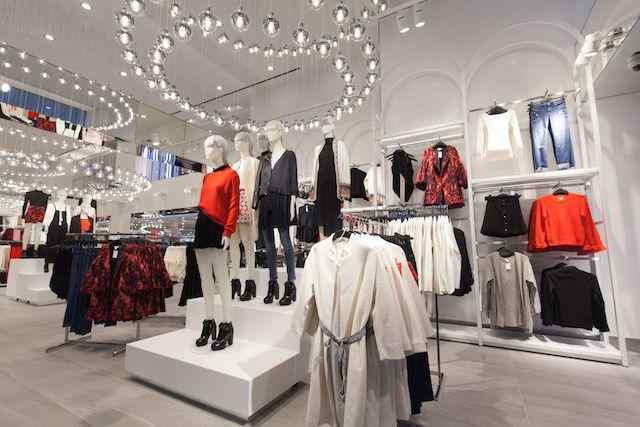 H&M fashion display with coordinated clothing