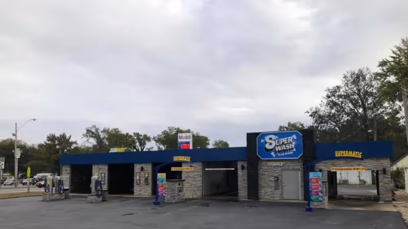 Super Wash top car franchise with high market demand