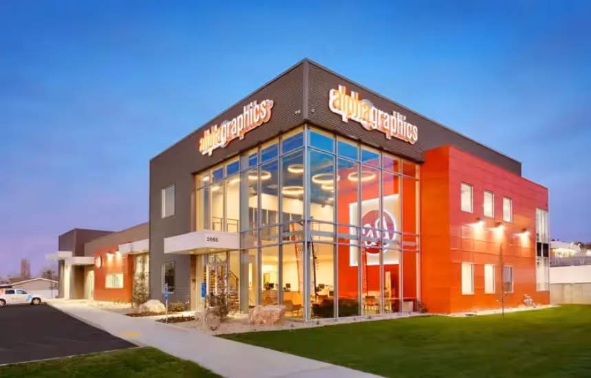 AlphaGraphics top printing franchise with strong brand recognition