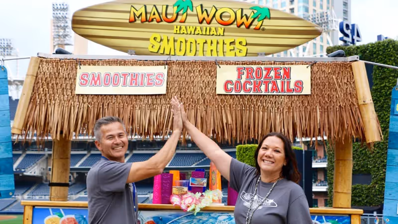 Maui Wowi Hawaiian Coffees and Smoothies  top coffee franchise with low investment cost