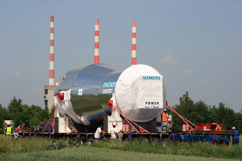 Worlds' Largest Gas Turbine, Irsching, Germany (Flickr | Worklife Siemens)