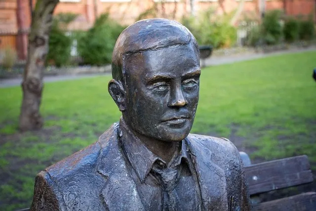 Alan Turing (statue in Manchester)
