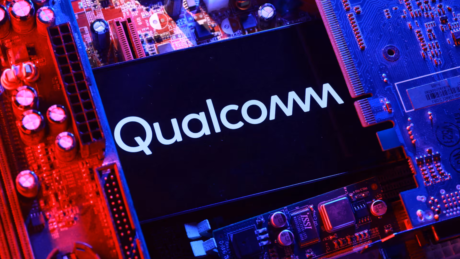 Qualcomm and AWS announced a multi-generational collaboration