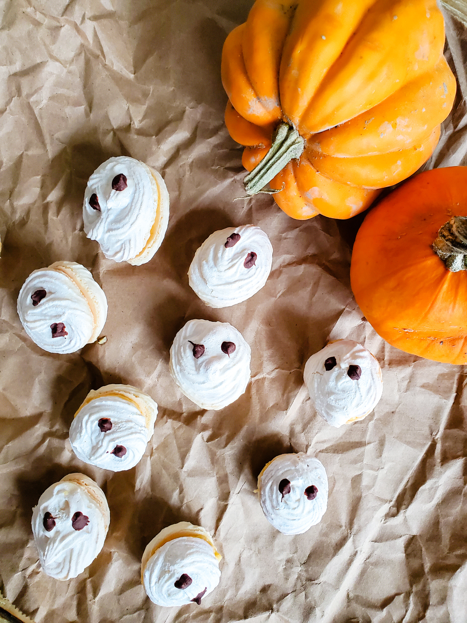 Simple Spooky Macarons