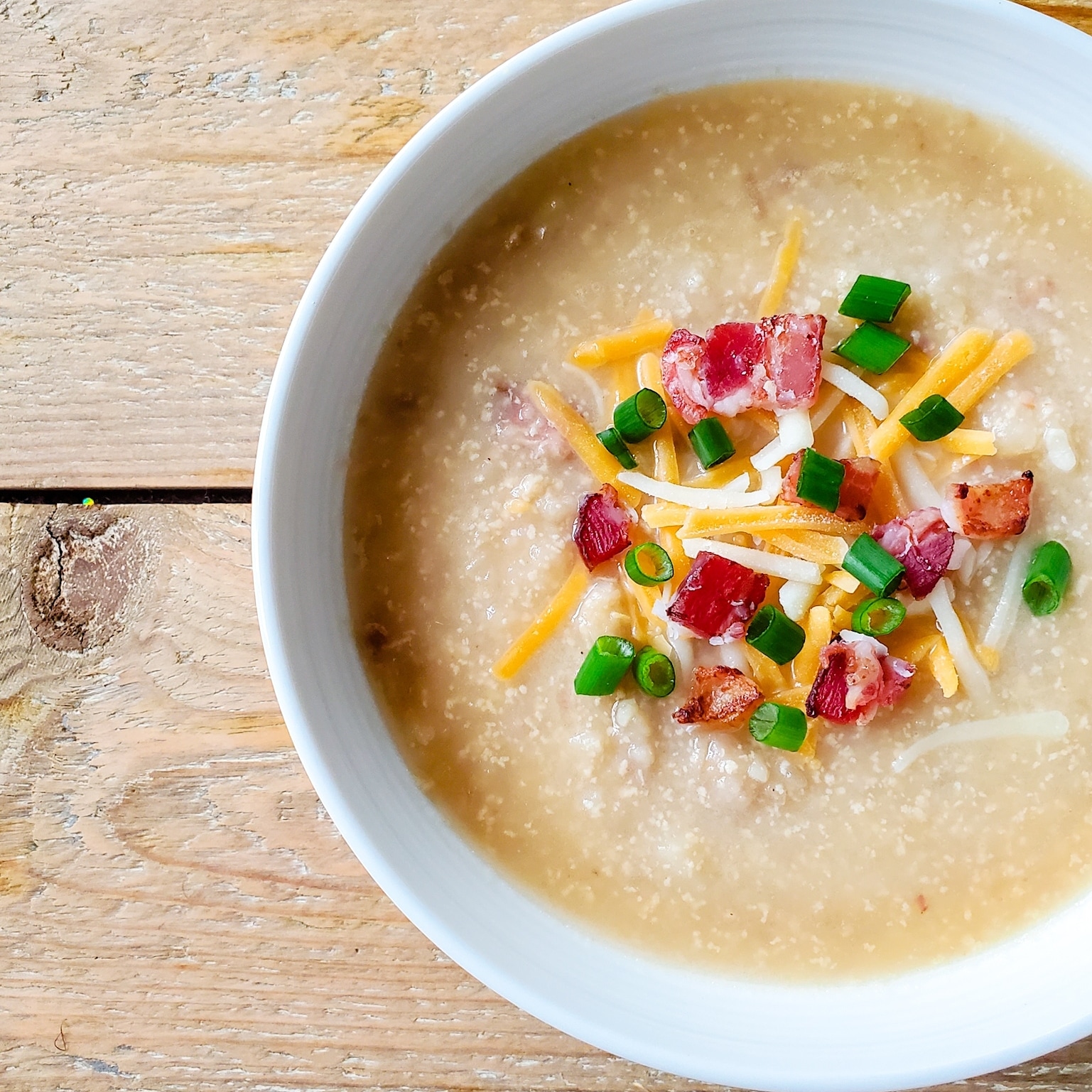 Easy Crockpot Loaded Potato Soup