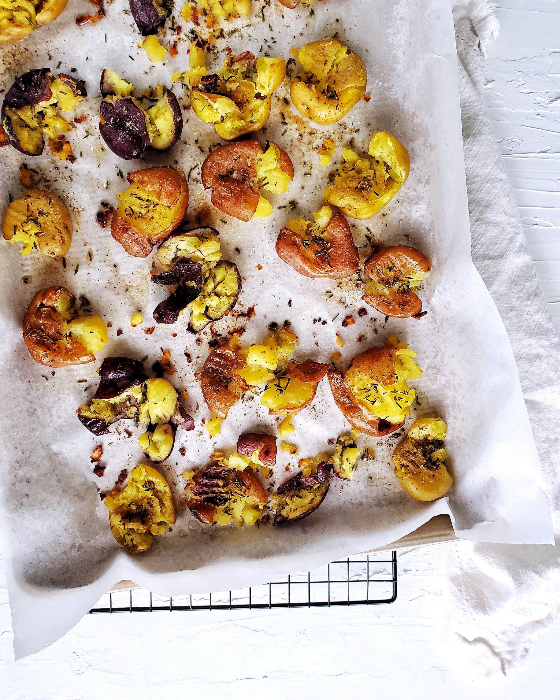 Simple Crispy Smashed Potatoes