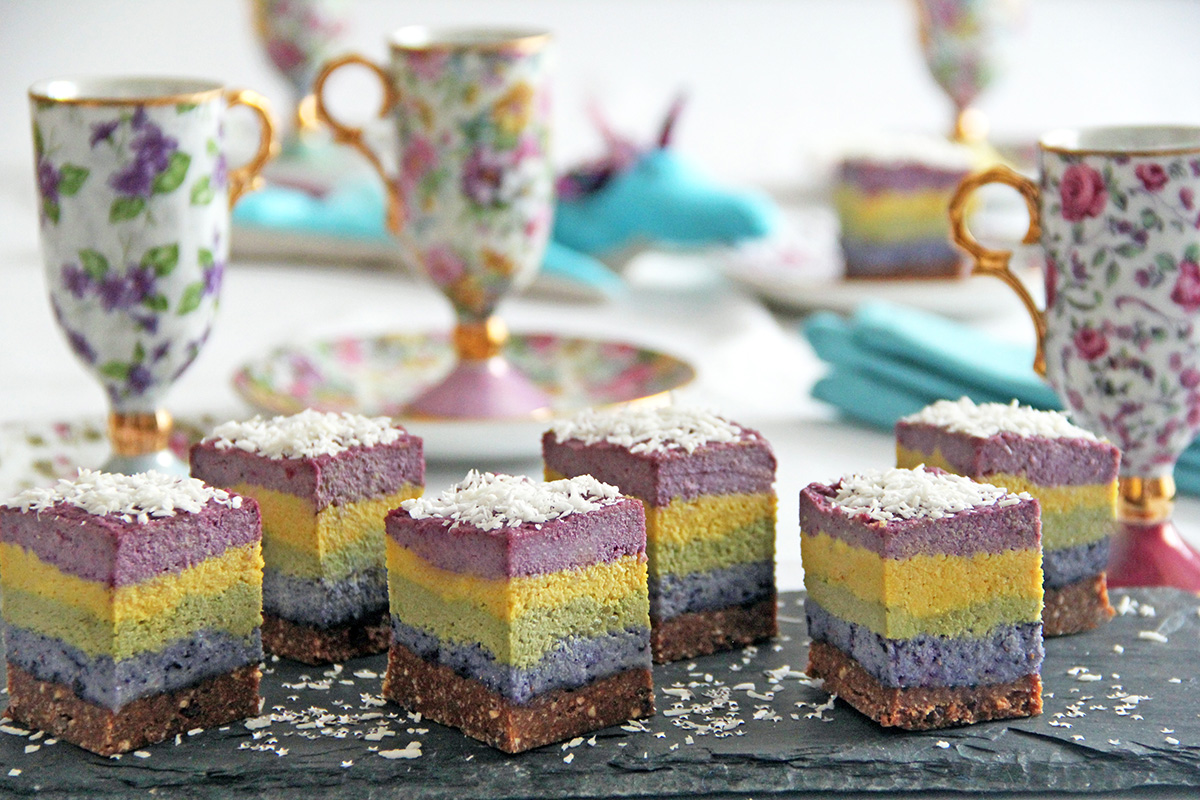 Superfood Vegan Unicorn Cheesecake Bites