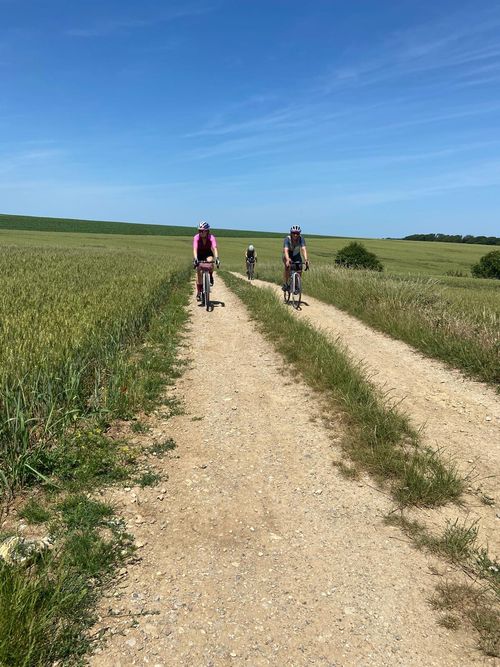 Gravel Queens: Opaalkust!