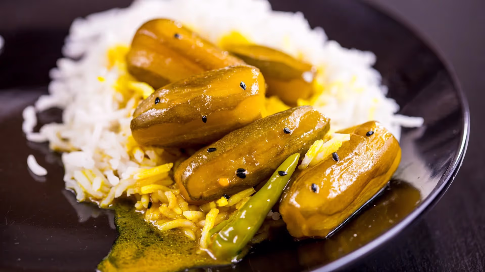 Potoler Tel Jhol