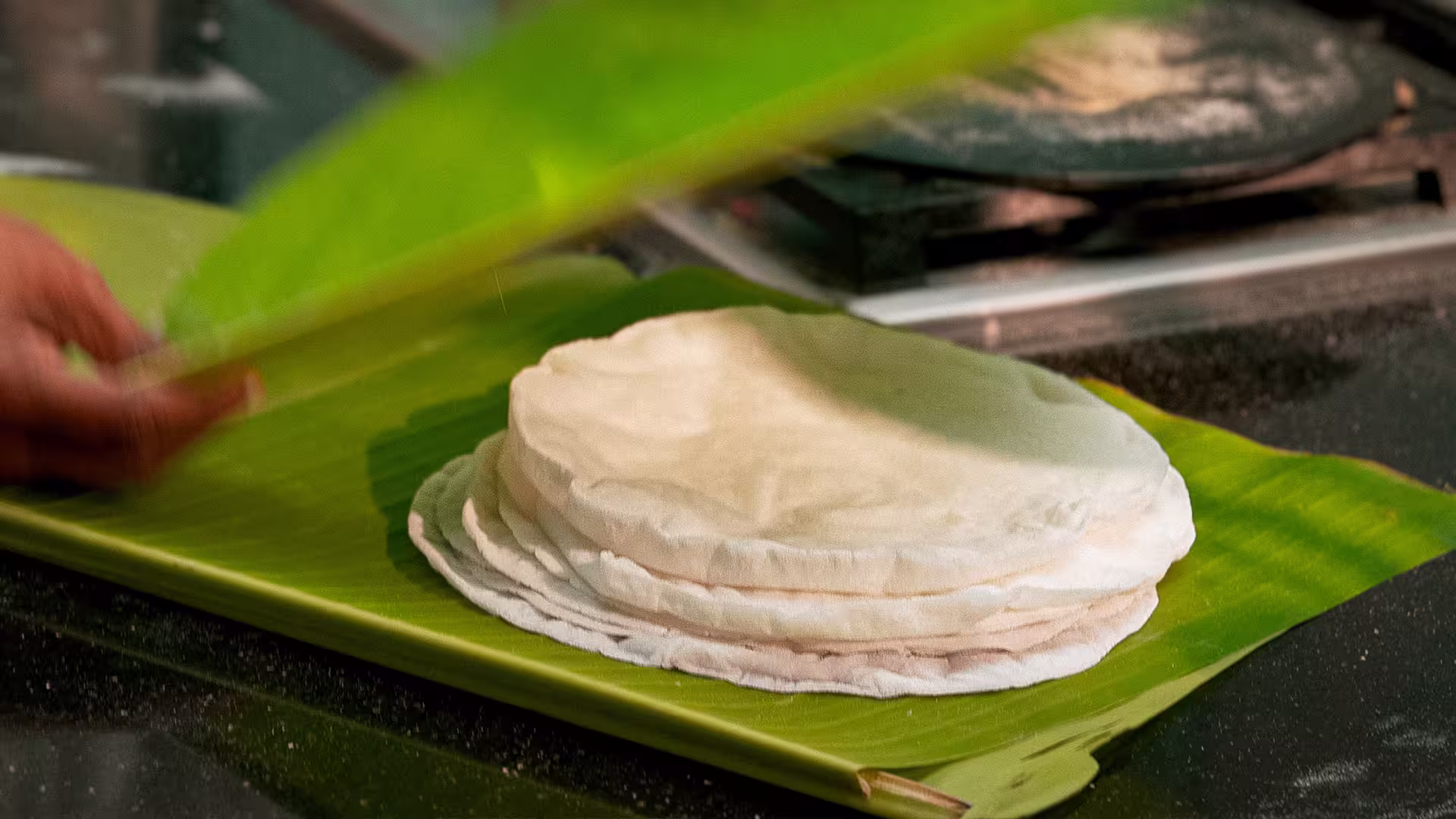 Chal'er Atta'r Rooti recipe with video