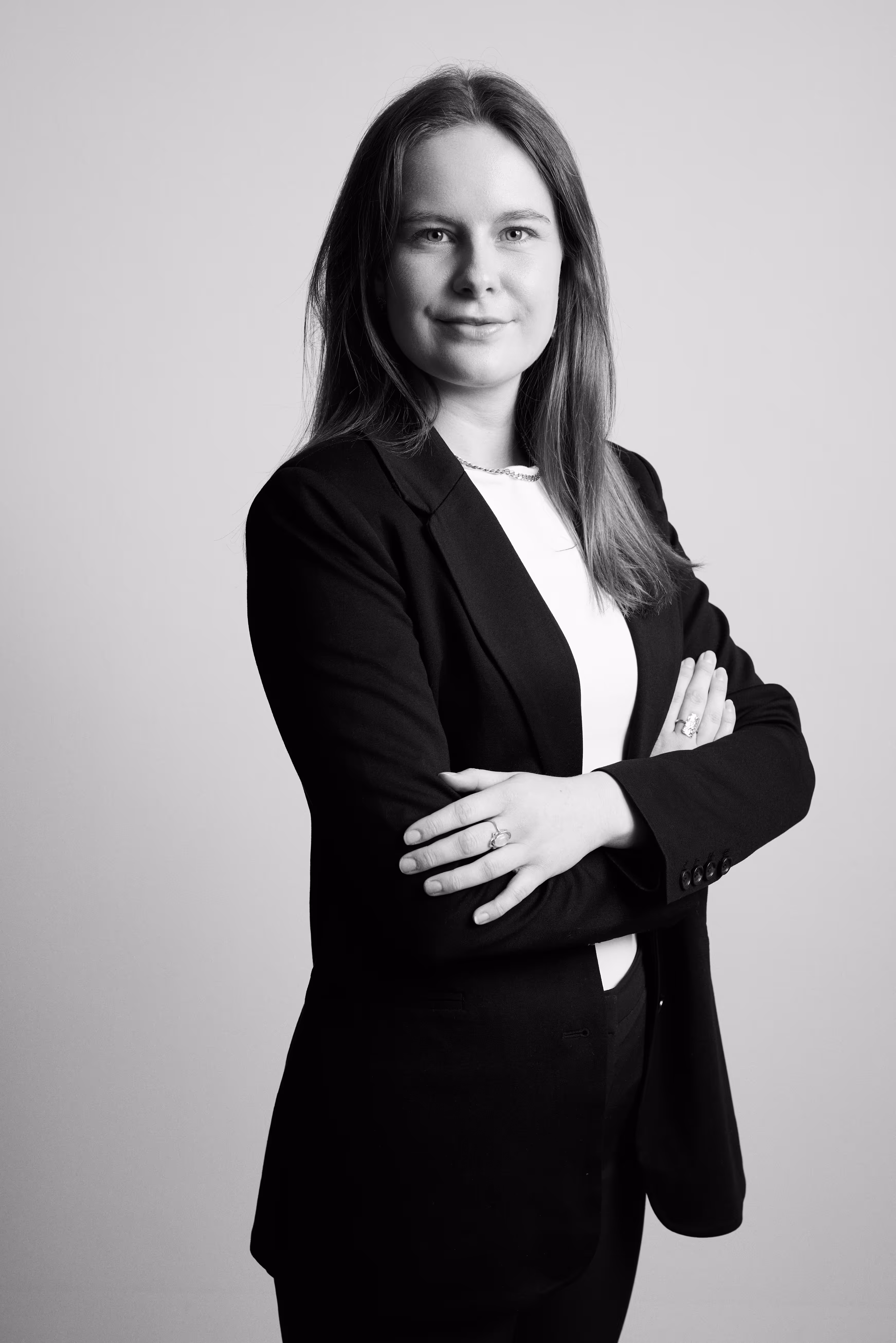Portrait of Josefine Lundstrøm, Research manager at Hird Consulting.