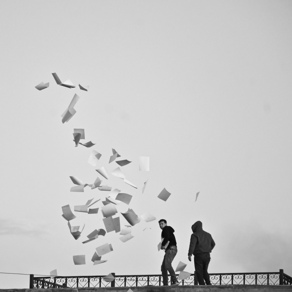 Aiham Dib - Flying Papers
