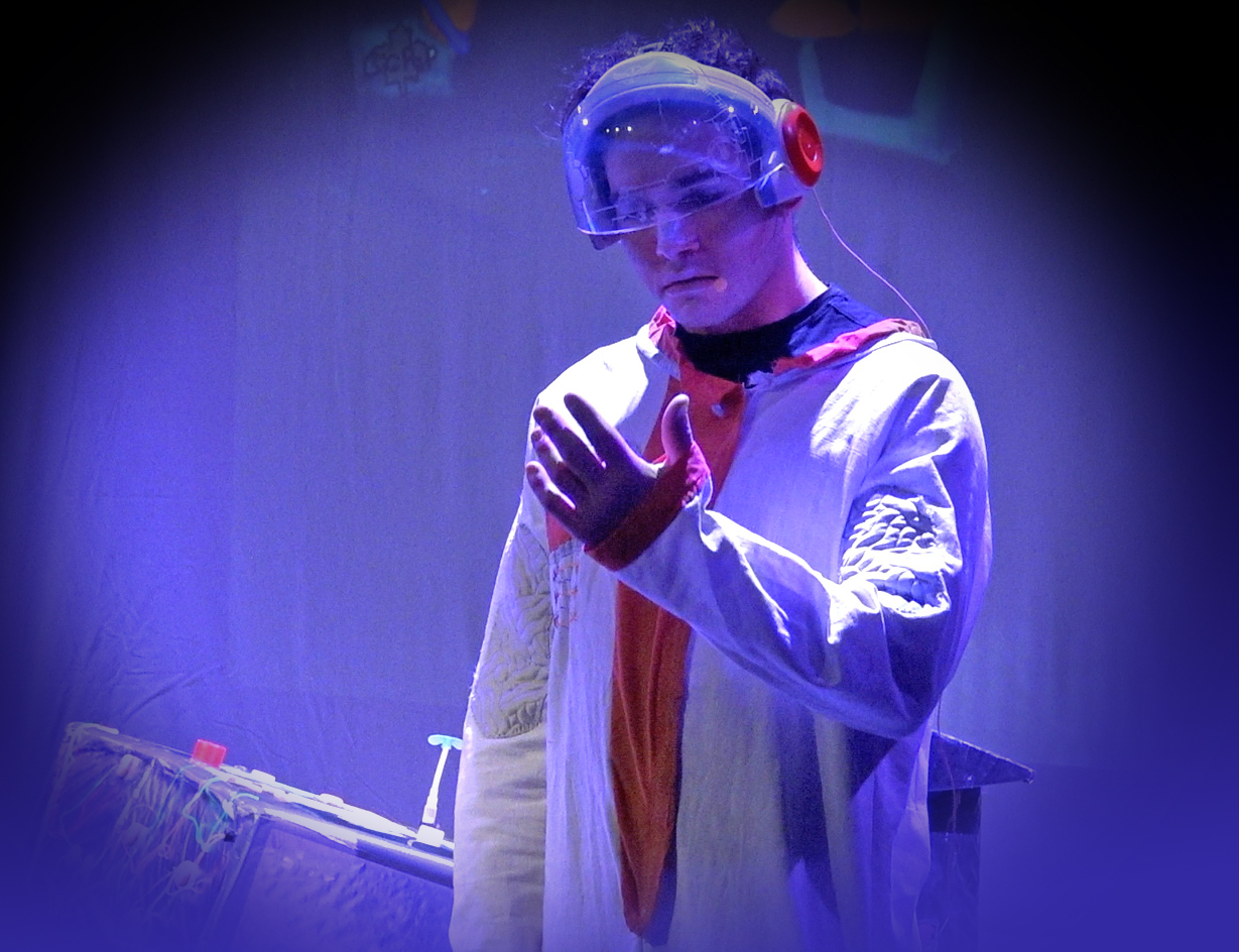 "Photo: Ken McDavitt, 2025, Undercurrents festival and Sol One Arts production. Laurenne Tynski as Sam. Euan Wheaton as Gene. Mathieu J. Roy as Bobby."