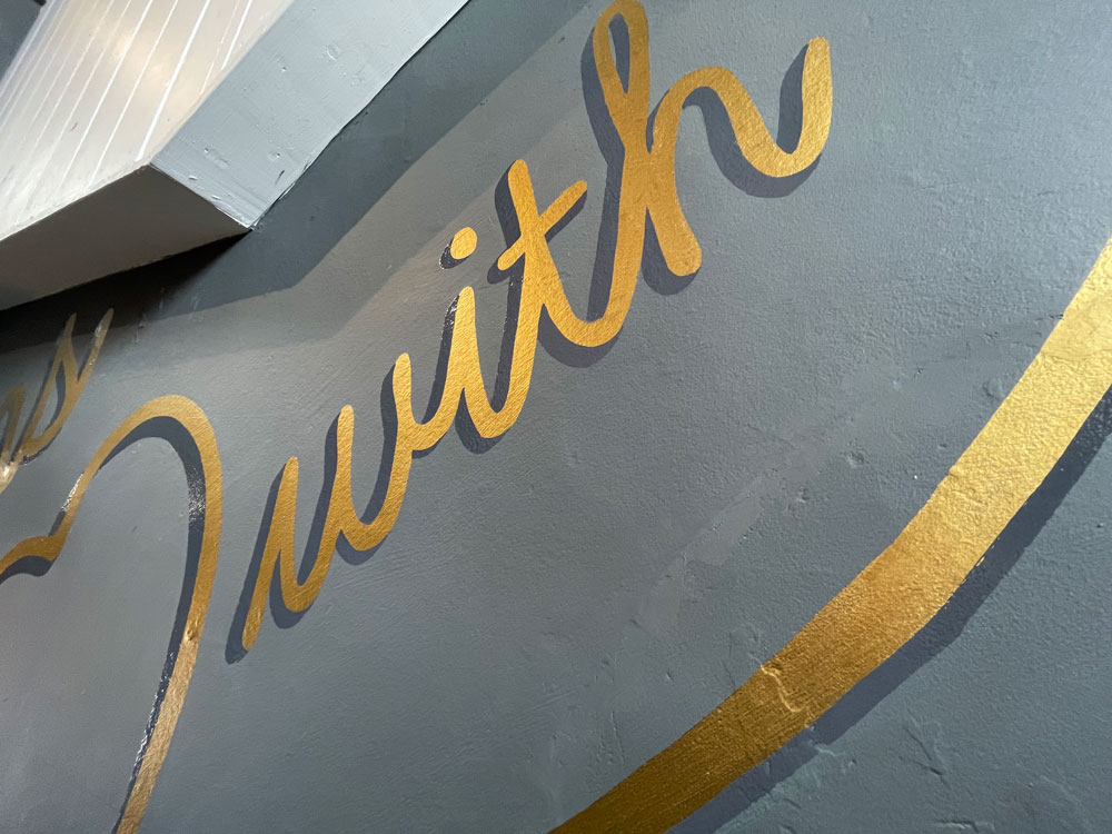 adamdoesdesign lathamshome interiors hand painted sign writing wall mural 6
