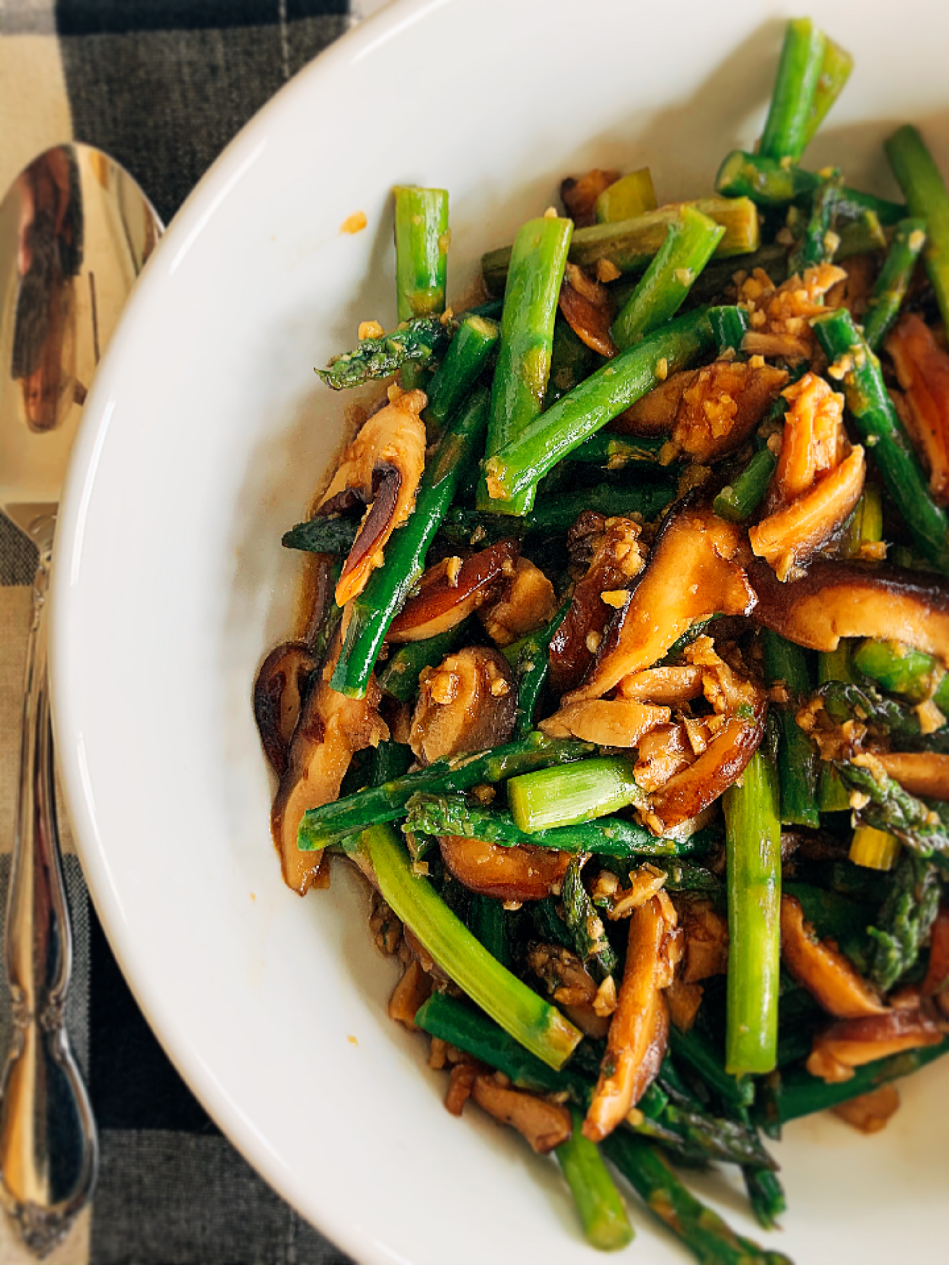 Sesame Asparagus & Mushrooms