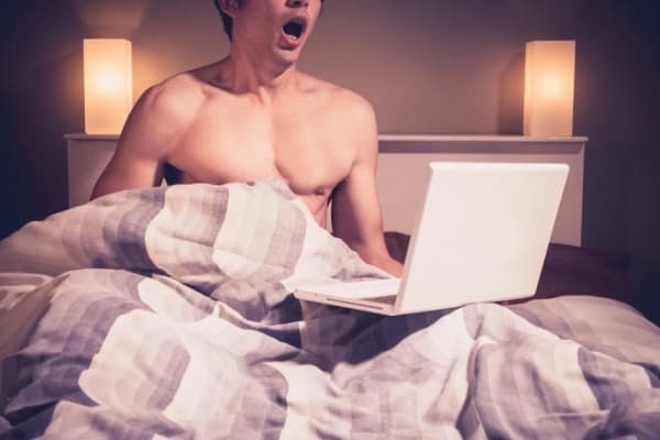 Hạn chế ở một mình nếu muốn cai sex