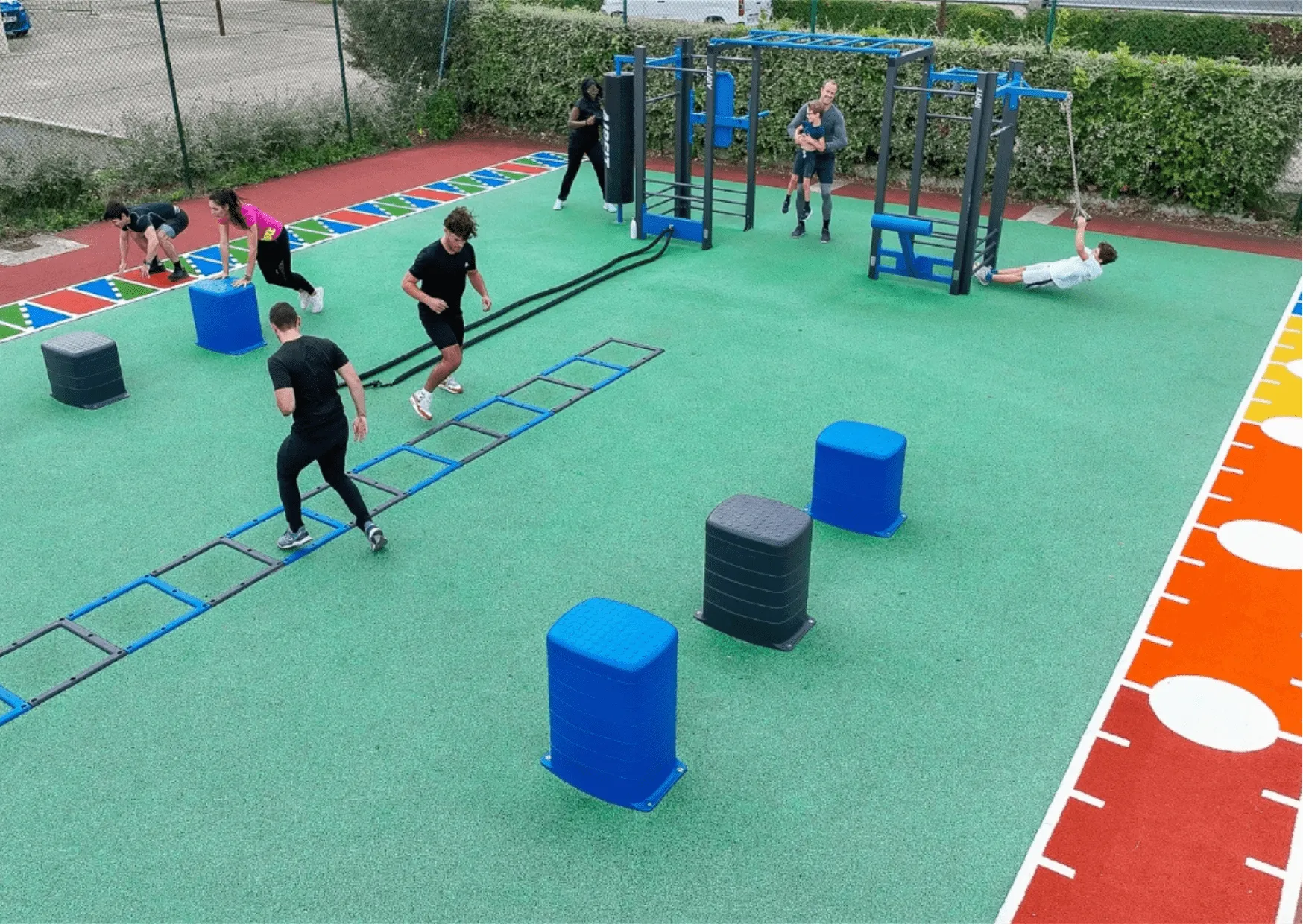 Travail de de coordination et d'équilibre sur les anneaux de motricité AirFit