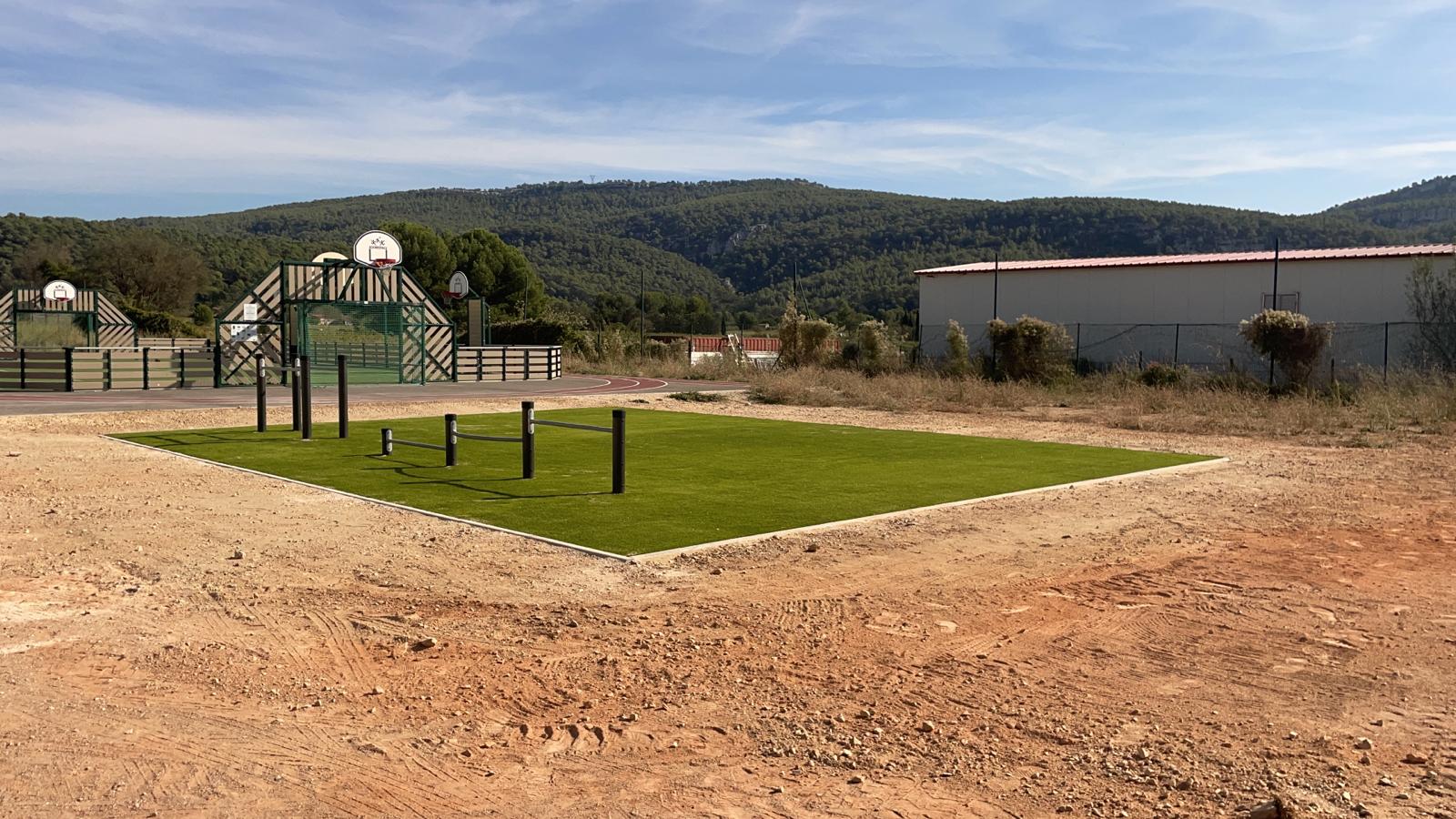 Chantier de l'aire de fitness AirFit à Cuges-les-Pins, phase 2, 2023