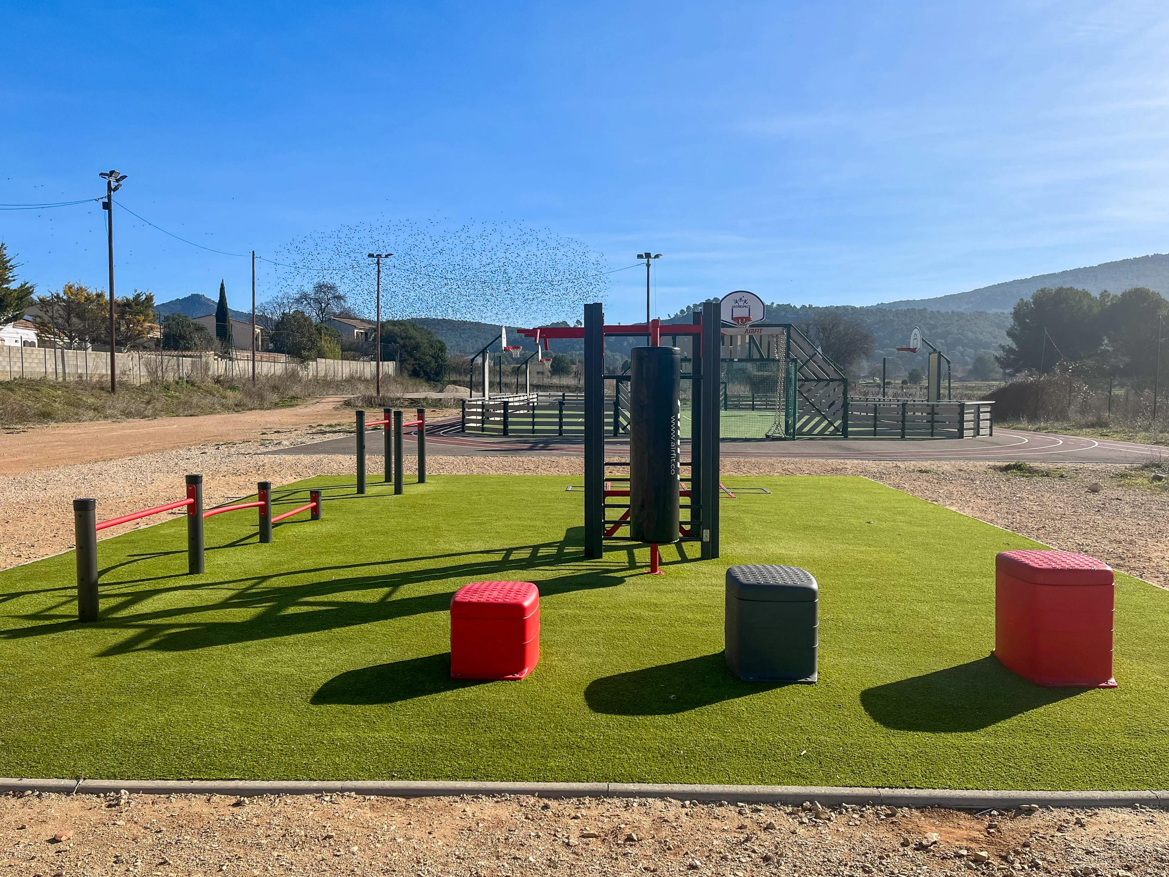 Vue de l'aire de fitness et de cross-training AirFit à Cuges-les-Pins