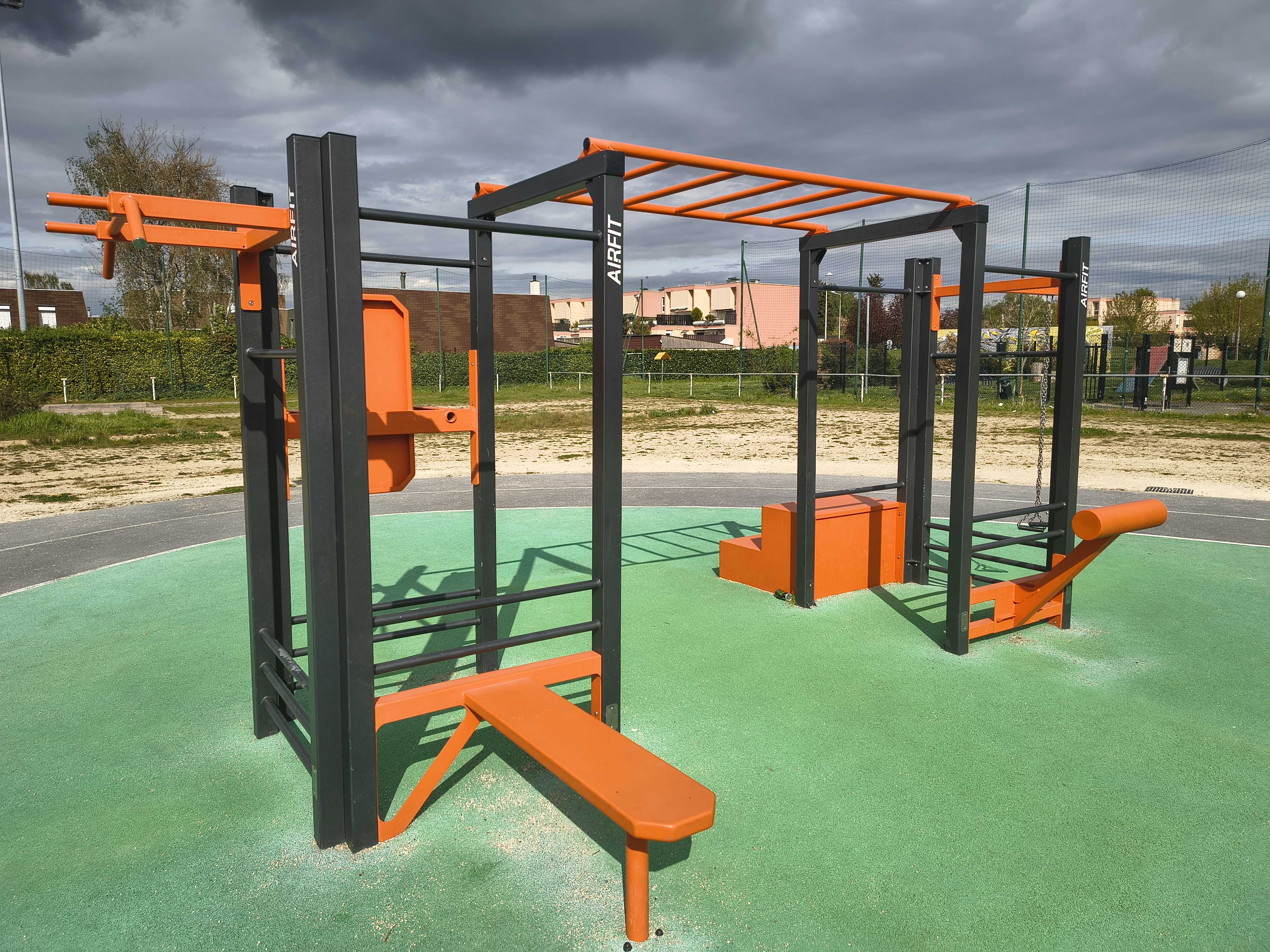 Aire de fitness extérieure AirFit installée à Bondoufle