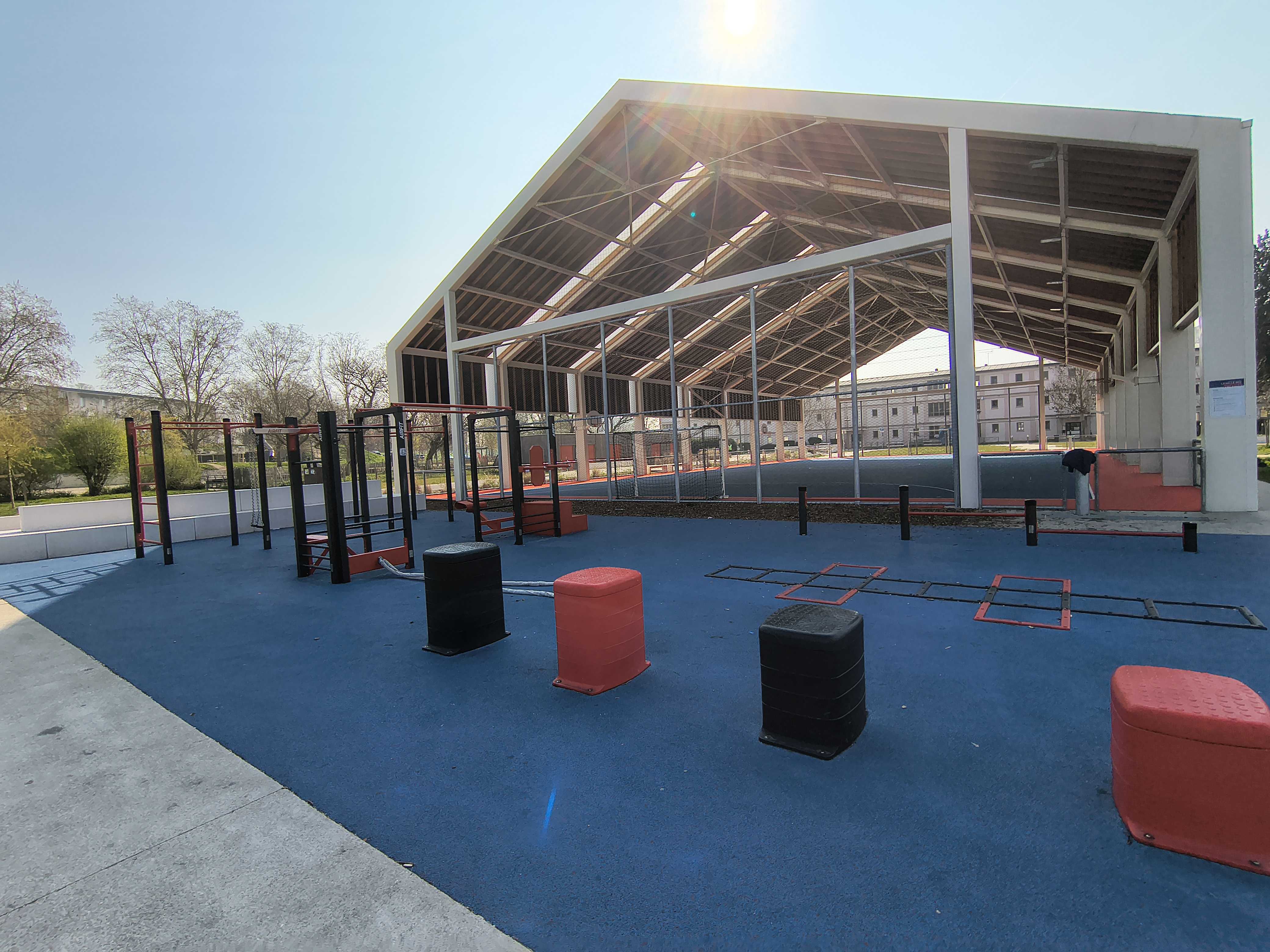 Aire de fitness extérieure AirFit aux Mureaux Brossolette