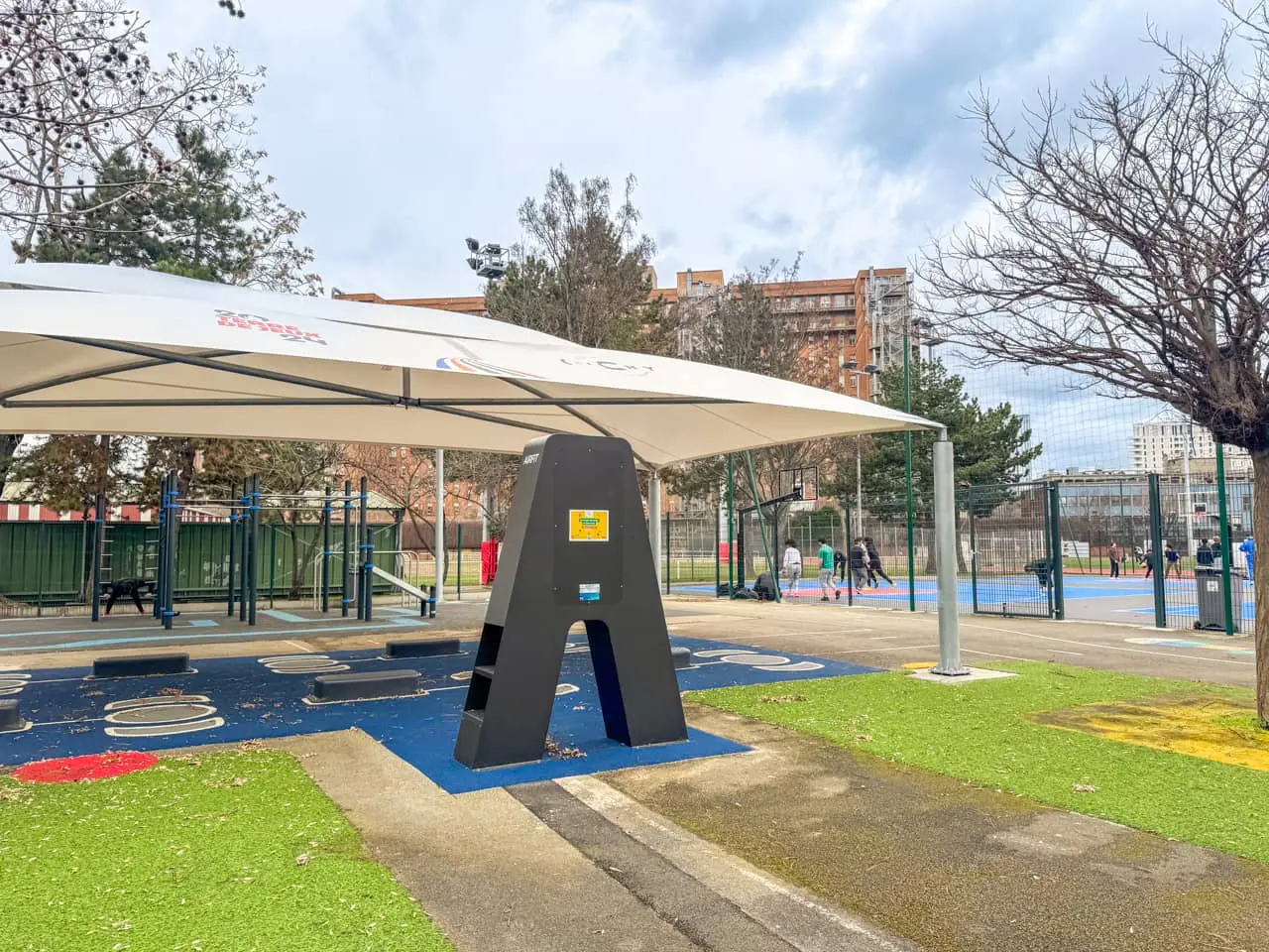 Arena installée par AirFit à Clichy — vue 4